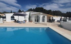 Cheerful 2-Bedroom Villa With Private Pool