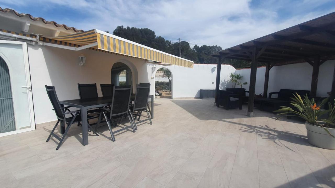 Cheerful 2-Bedroom Villa With Private Pool Calpe Exterior foto