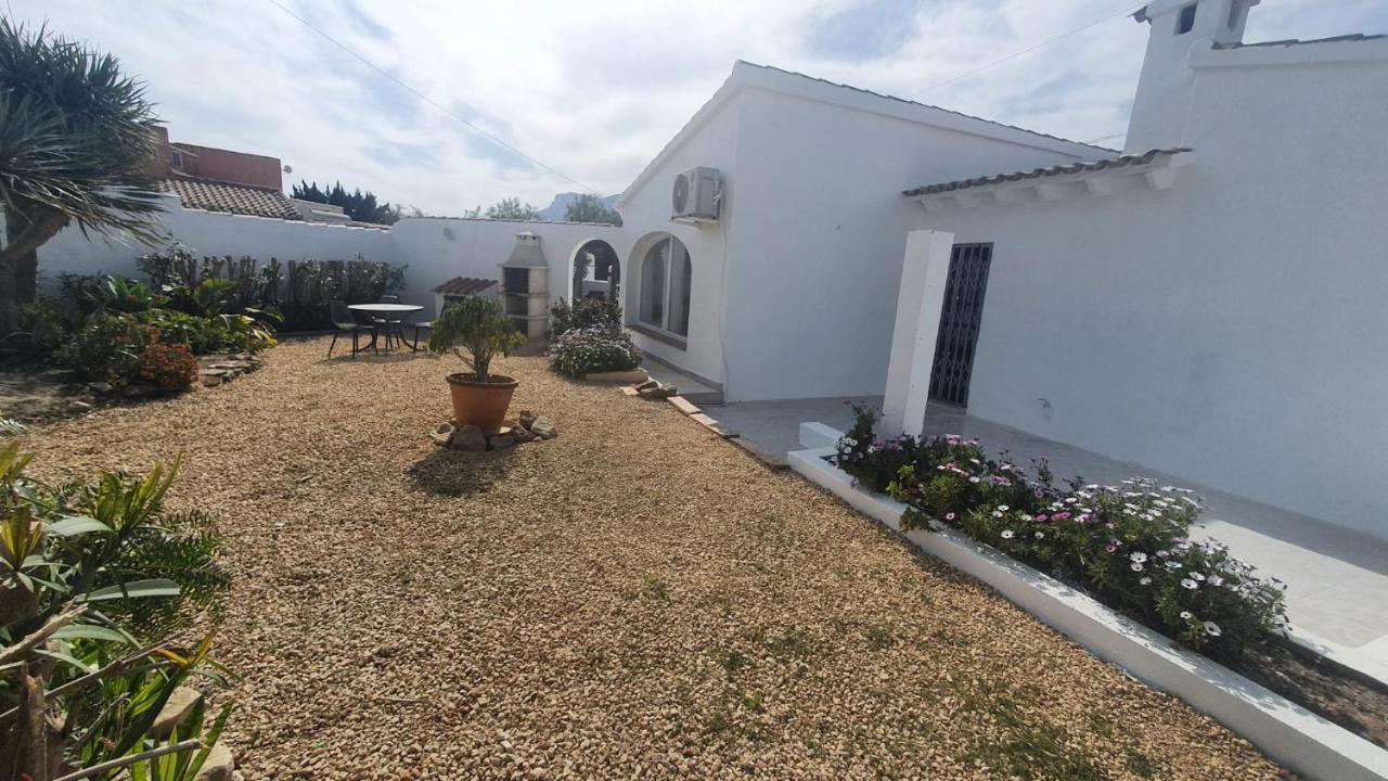 Cheerful 2-Bedroom Villa With Private Pool Calpe Exterior foto